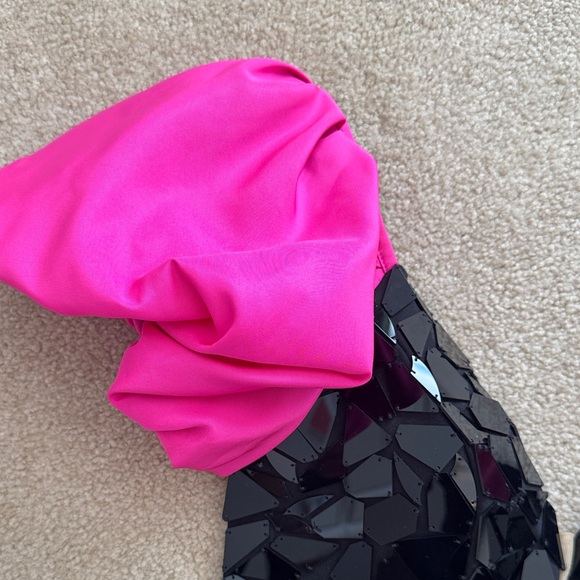 Sherri Hill Black and Pink Mini Dress - Picture 2 of 8